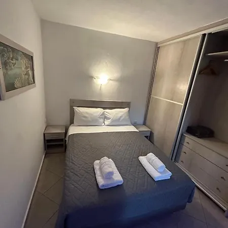 Aroma Cavas * Pýrgos