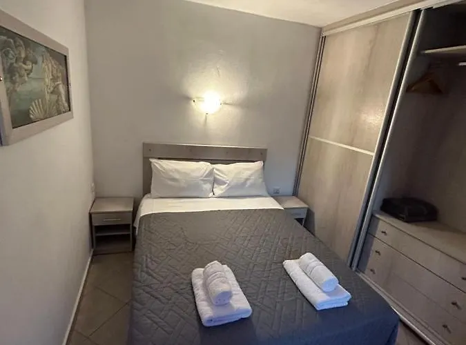 Aroma Cavas * Pýrgos