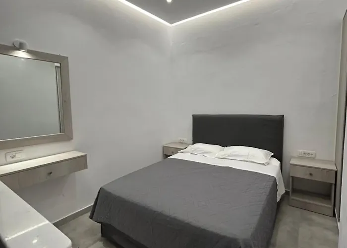 Aroma Cavas * Pýrgos